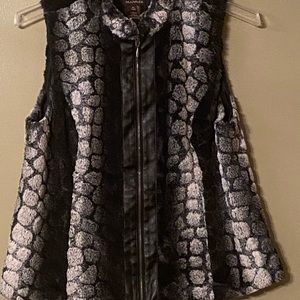 Multiples Black..Dark Gray..Light Gray Vest Size Petite Large